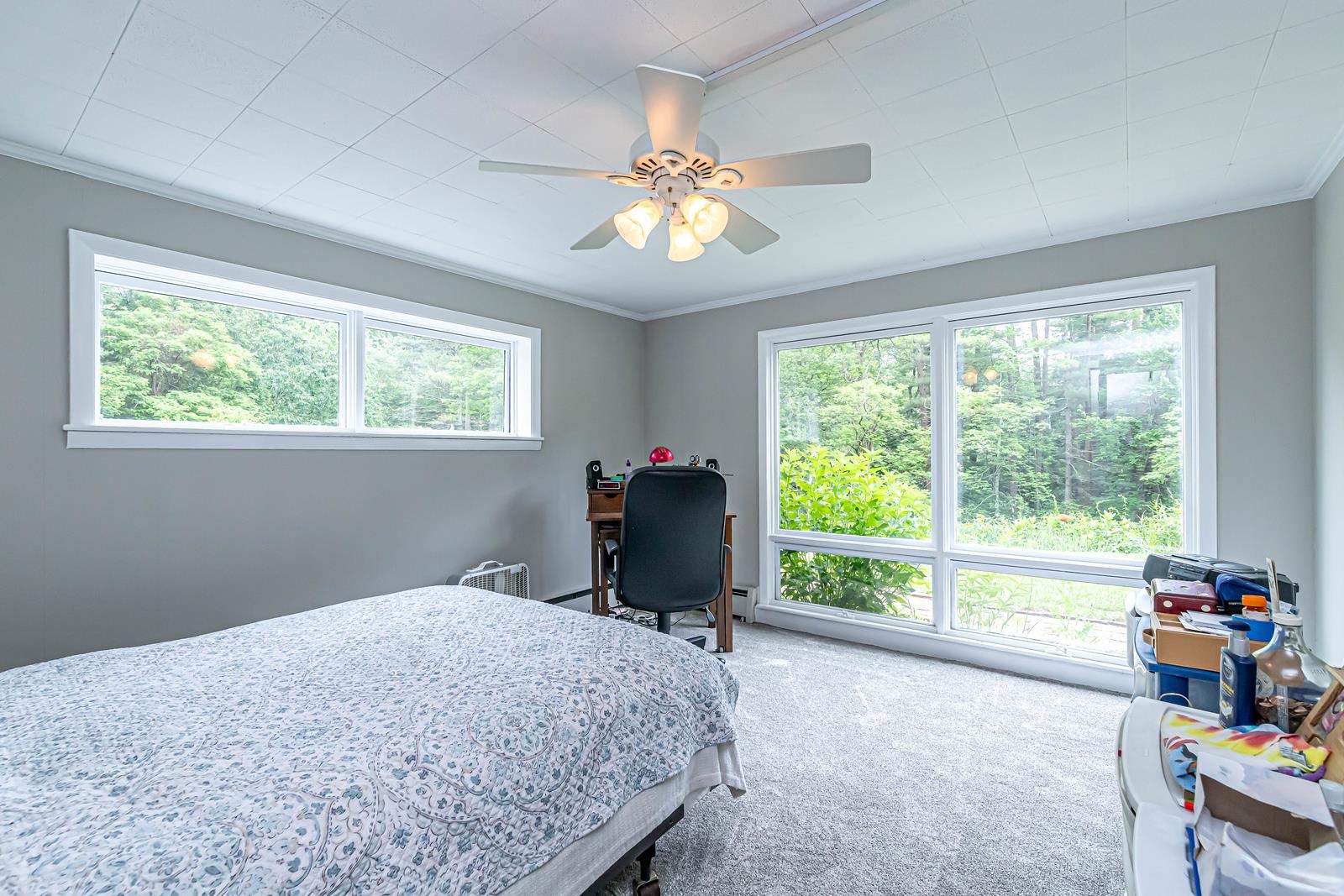 28 New Searles Road Nashua, NH 03062 - Photo 36 of 49