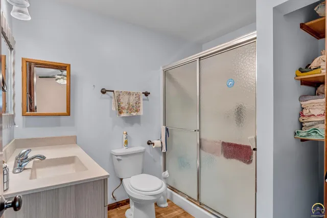 $310,000 | 910 Northwest West Union Road, Topeka, KS 66615