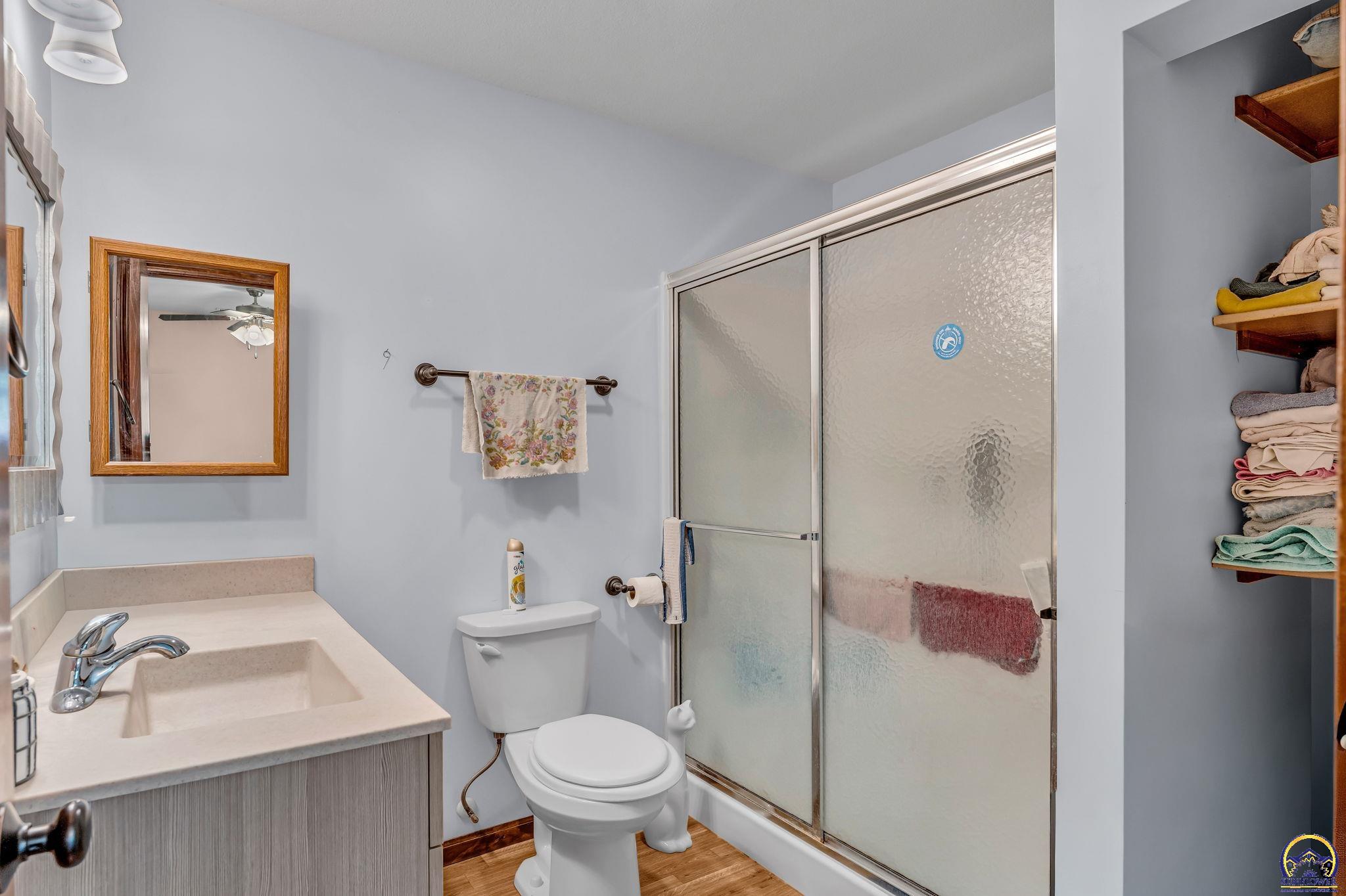 910 Northwest West Union Road Topeka, KS 66615 - Photo 15 of 27