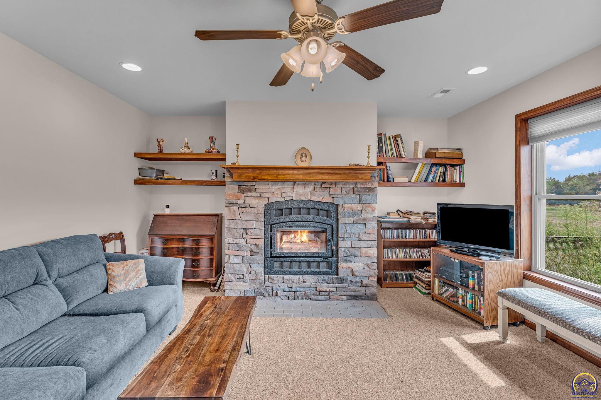 910 Northwest West Union Road Topeka, KS 66615 - Photo 6 of 27