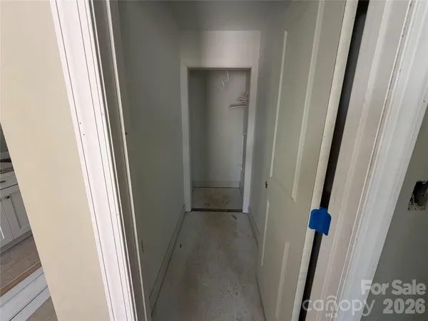 $229,900 | 1298 18th Street Northeast, Hickory, NC 28601