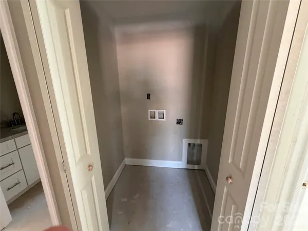 $229,900 | 1298 18th Street Northeast, Hickory, NC 28601