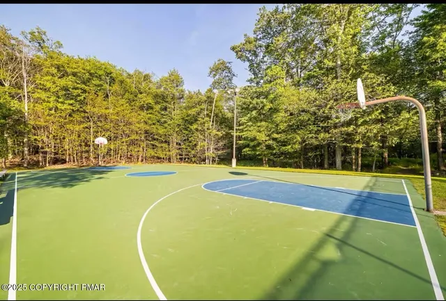 a view of a tennis court