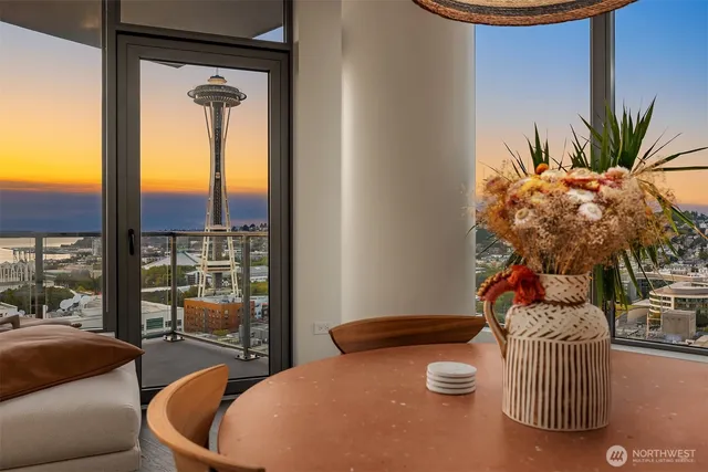 $6,250 | 2510 6th Avenue, Unit 2108, Seattle, WA 98121