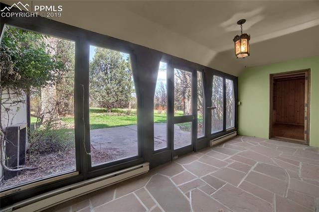 10 Crossland Road Colorado Springs, CO 80906 - Photo 17 of 34 Gallery Image 17