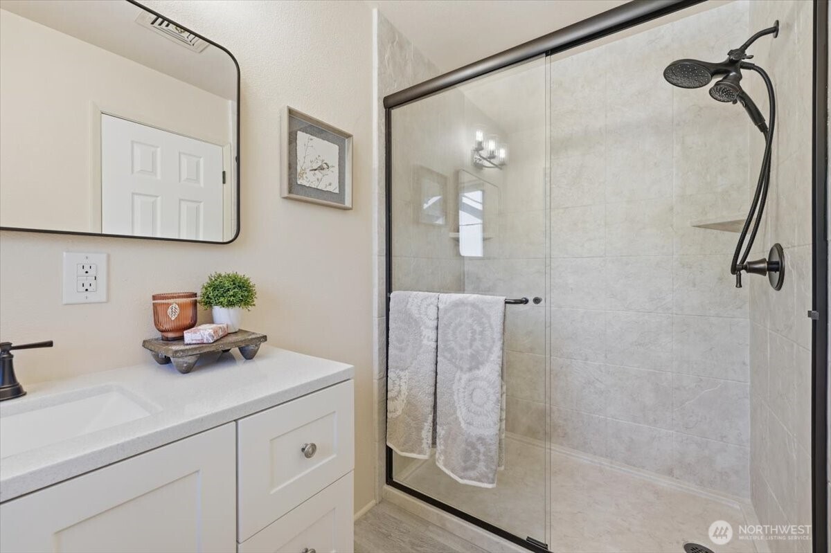 2511 Lester Road Wenatchee, WA 98801 - Photo 12 of 40