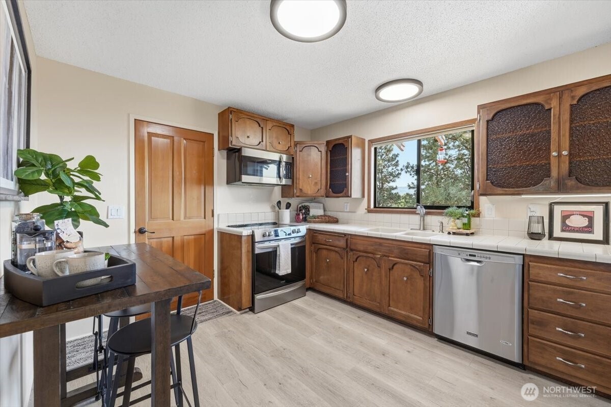 2511 Lester Road Wenatchee, WA 98801 - Photo 18 of 40