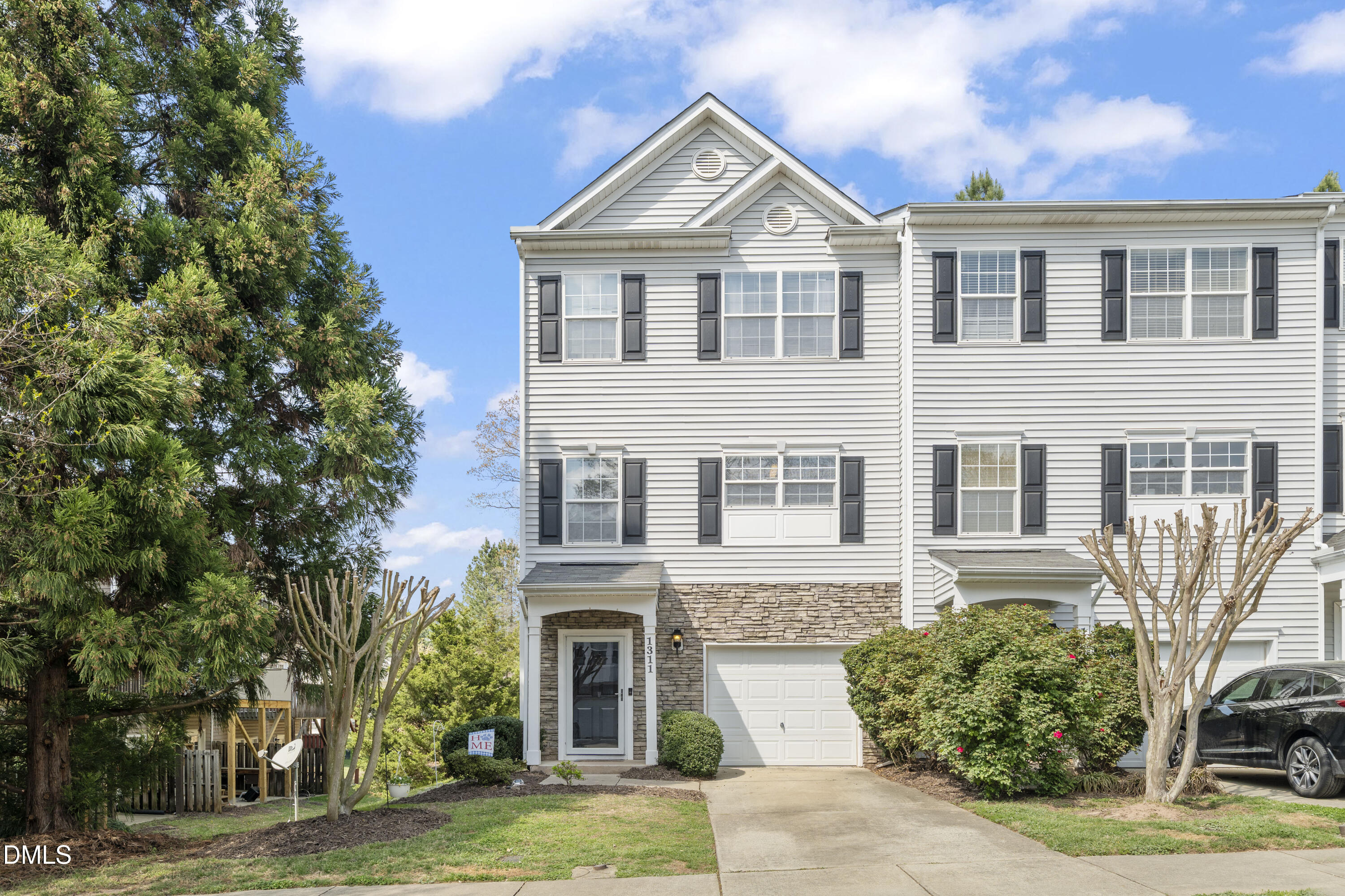 1311 Holly Grove Way Durham, NC 27713 - Photo 2 of 16 01-P1326707