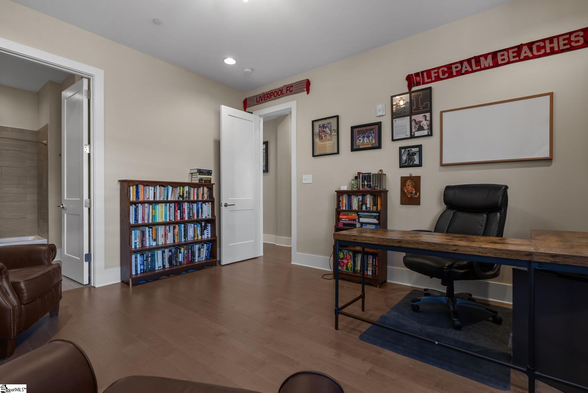 121 Rhett Street, Unit 501 Greenville, SC 29601 - Photo 20 of 34 Gallery Image 20