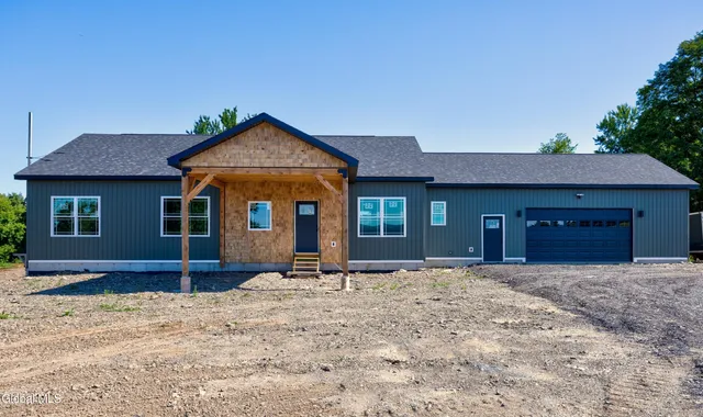 $509,900 | 726 Groveside Road, Pittstown, NY 12028