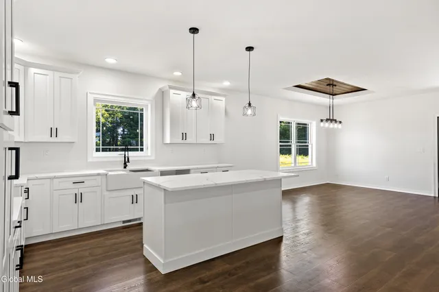 $509,900 | 726 Groveside Road, Pittstown, NY 12028