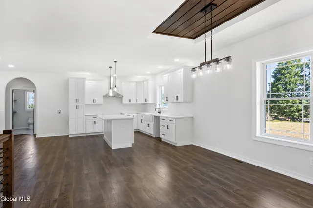 $509,900 | 726 Groveside Road, Pittstown, NY 12028