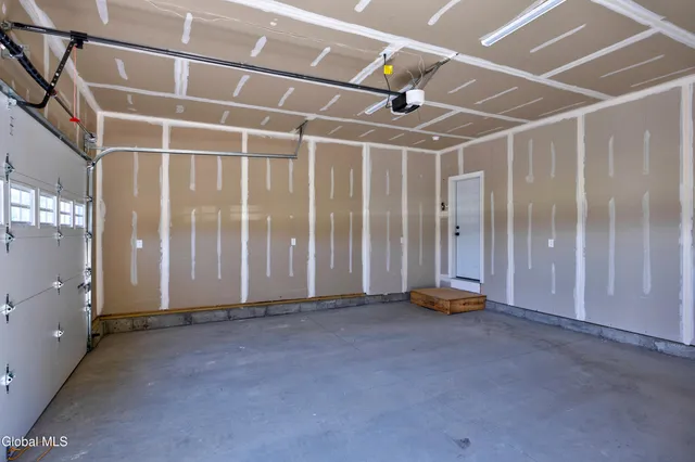 $509,900 | 726 Groveside Road, Pittstown, NY 12028