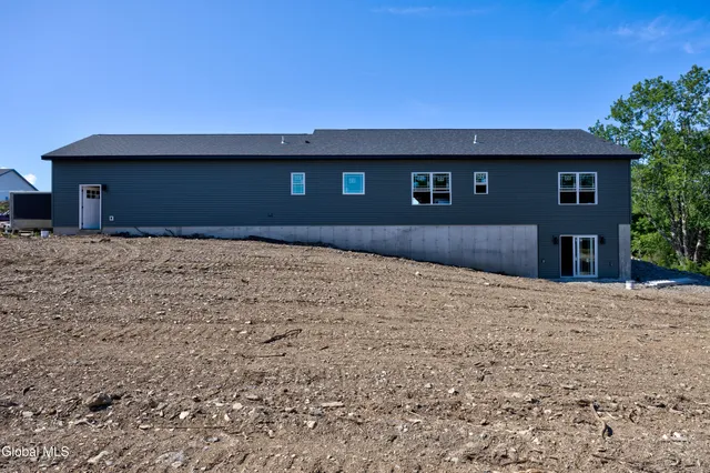 $509,900 | 726 Groveside Road, Pittstown, NY 12028