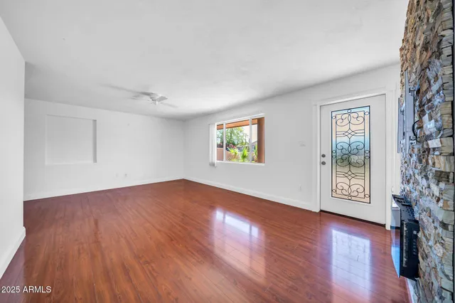 $1,400,000 | 1450 East Royal Palm Road, Phoenix, AZ 85020