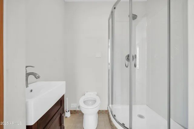 $1,400,000 | 1450 East Royal Palm Road, Phoenix, AZ 85020