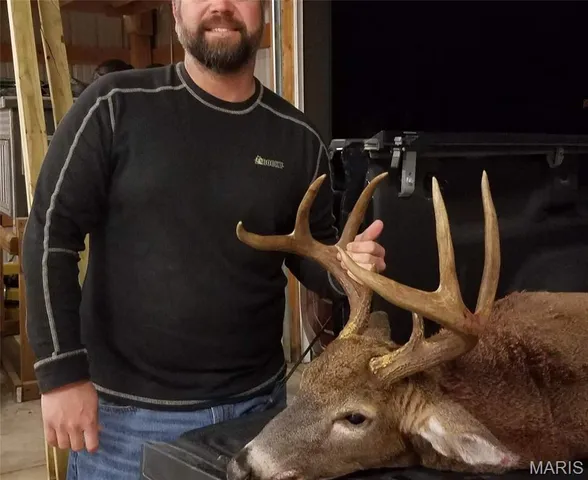 $1,300,000 | 1743 Ripley Route North, Doniphan, MO 63935