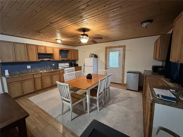 $1,300,000 | 1743 Ripley Route North, Doniphan, MO 63935