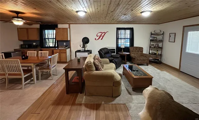 $1,300,000 | 1743 Ripley Route North, Doniphan, MO 63935