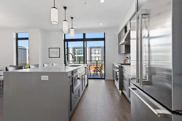 $1,195,000 | 1071 Brookwood Drive, Green Bay, WI 54304