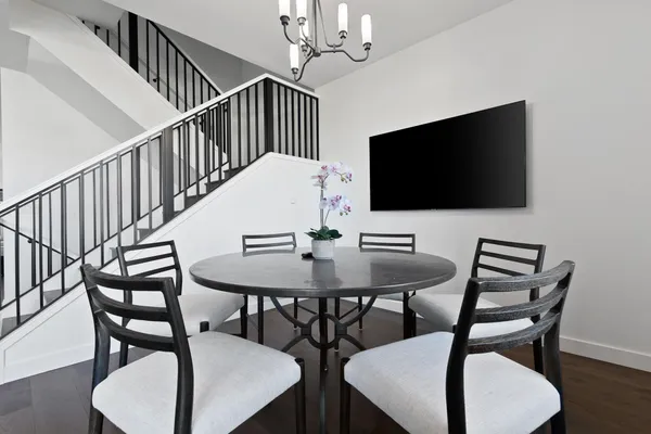 $1,195,000 | 1071 Brookwood Drive, Green Bay, WI 54304