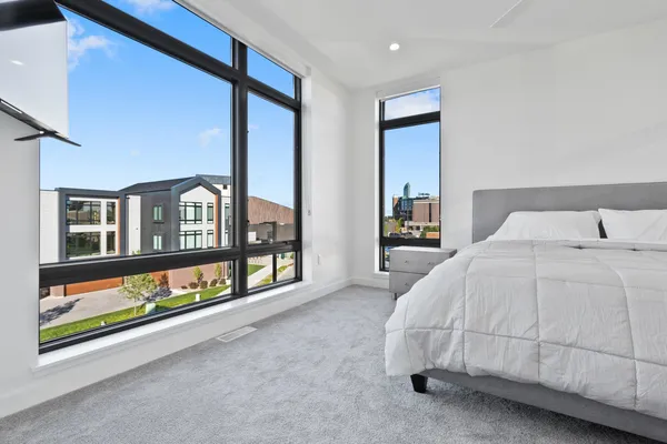 $1,195,000 | 1071 Brookwood Drive, Green Bay, WI 54304