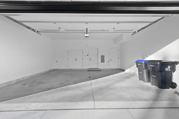 $1,195,000 | 1071 Brookwood Drive, Green Bay, WI 54304