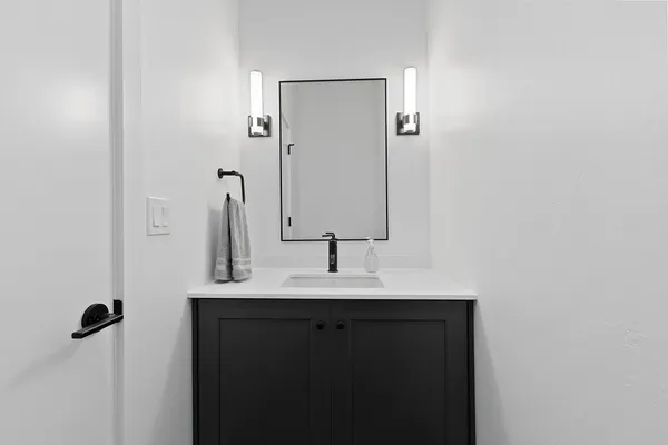 $1,195,000 | 1071 Brookwood Drive, Green Bay, WI 54304