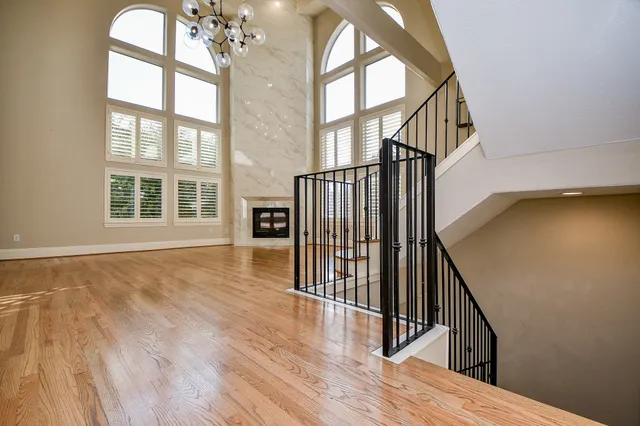 $6,200 | 2094 Brentwood Drive, Houston, TX 77019