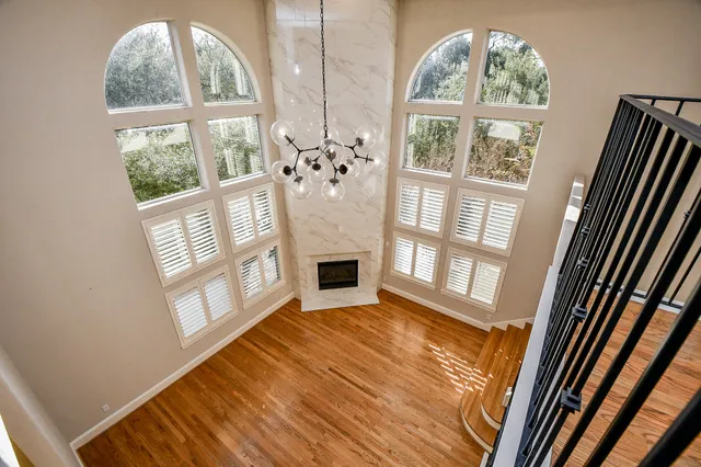 $6,200 | 2094 Brentwood Drive, Houston, TX 77019