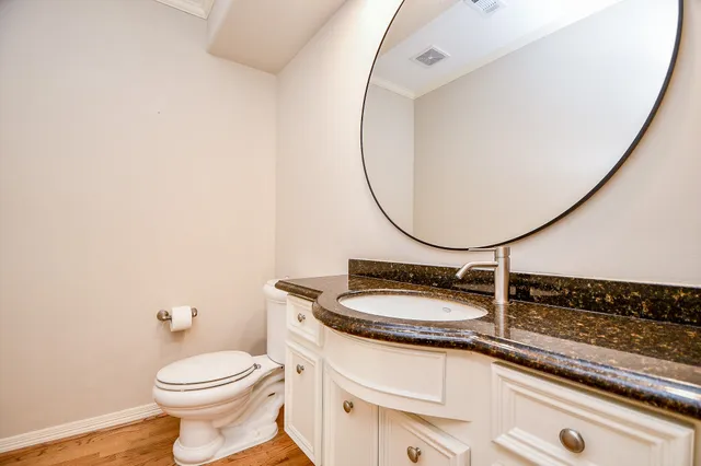 $6,200 | 2094 Brentwood Drive, Houston, TX 77019