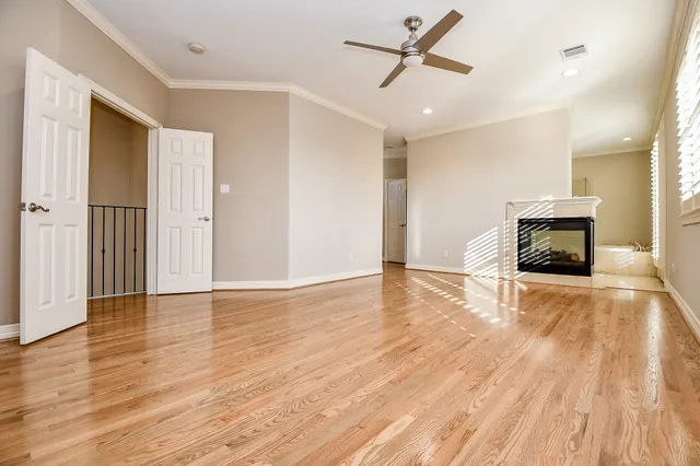 $6,200 | 2094 Brentwood Drive, Houston, TX 77019