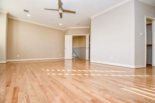 $6,200 | 2094 Brentwood Drive, Houston, TX 77019