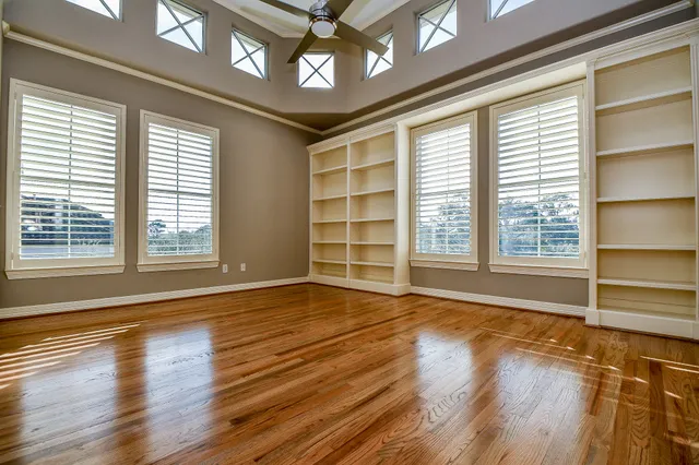 $6,200 | 2094 Brentwood Drive, Houston, TX 77019