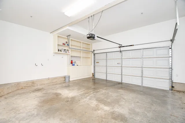 $6,200 | 2094 Brentwood Drive, Houston, TX 77019