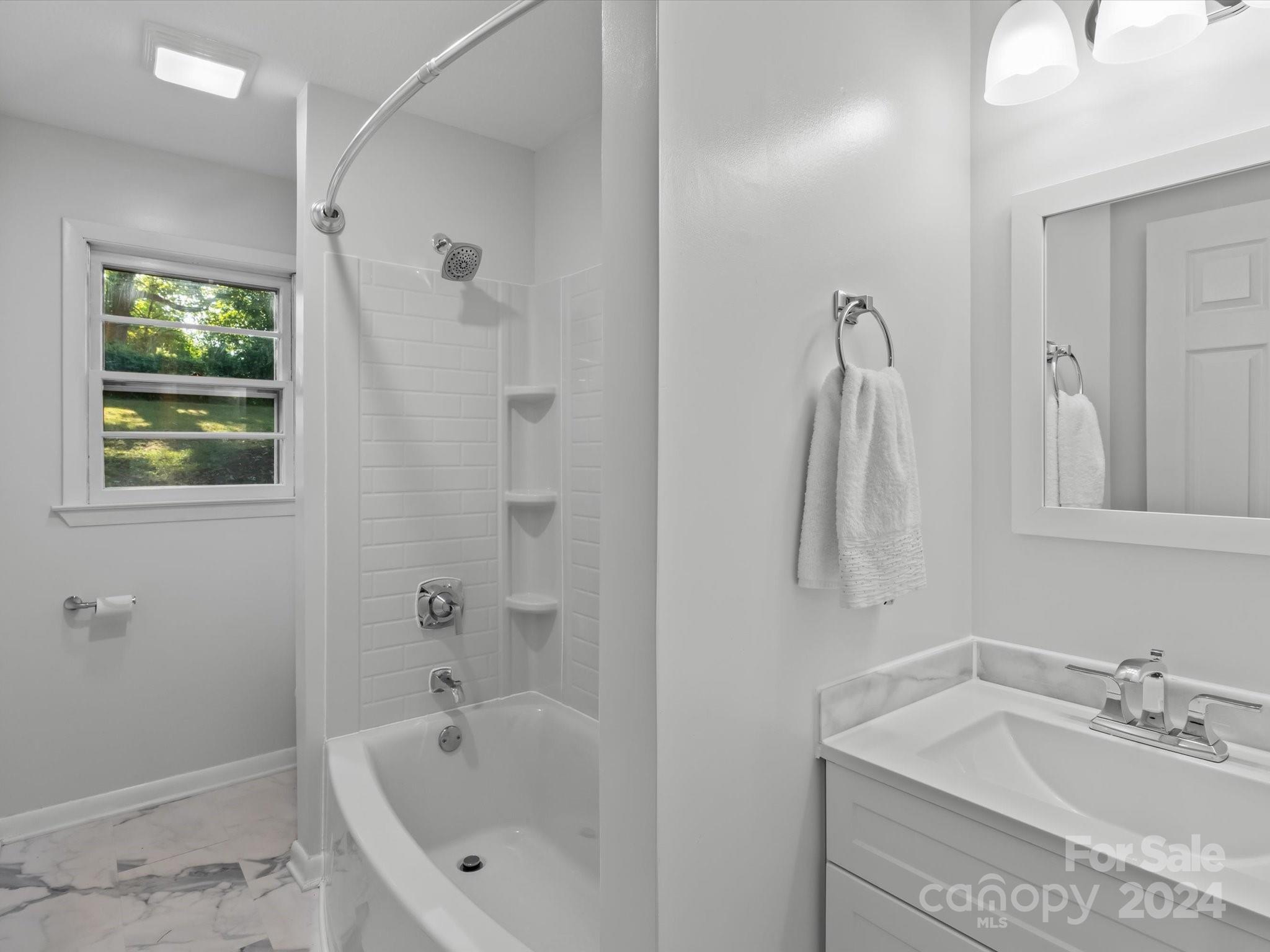 602 Shiloh Church Road Hickory, NC 28601 - Photo 12 of 30 Gallery Image 12