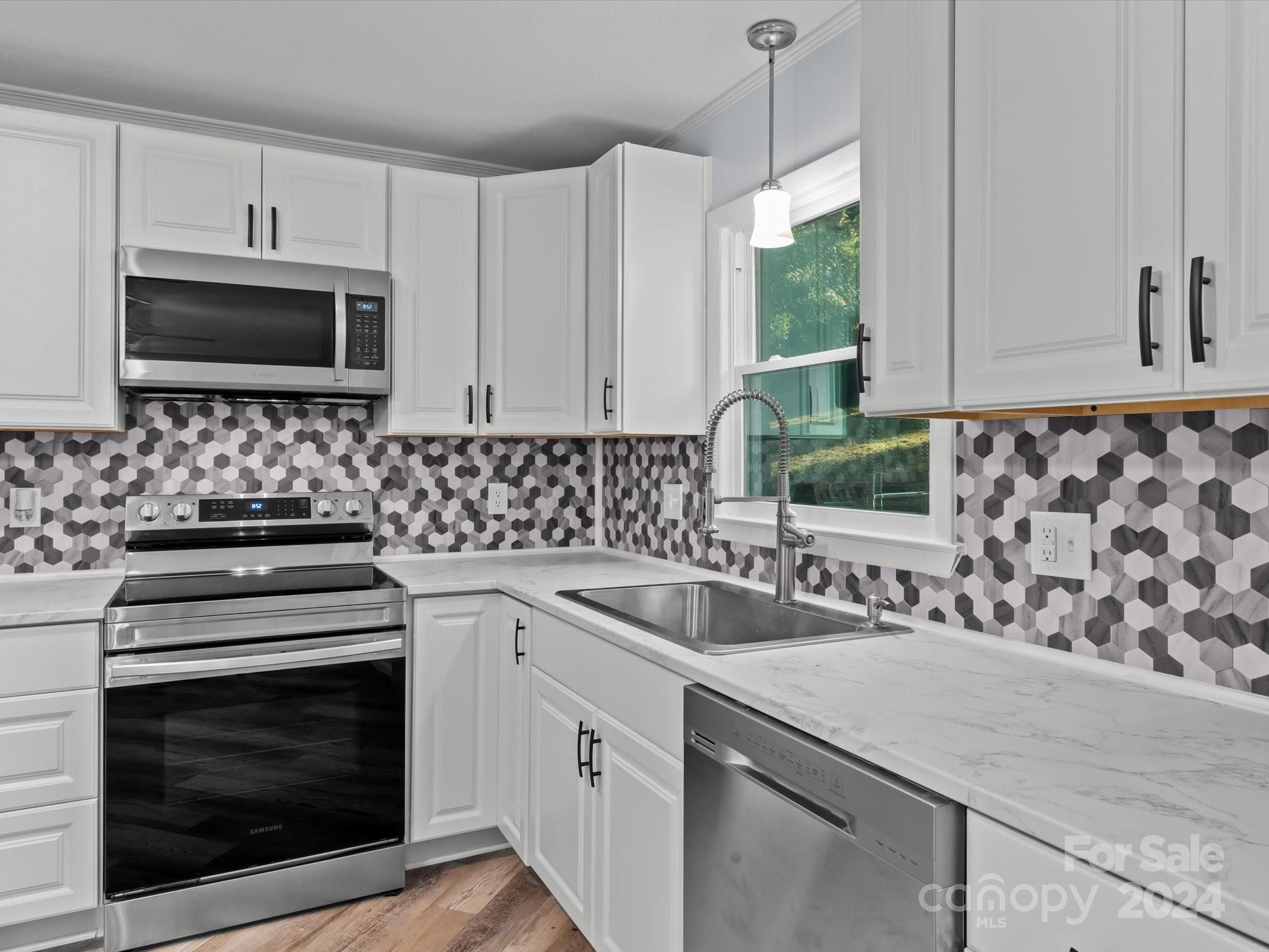 602 Shiloh Church Road Hickory, NC 28601 - Photo 10 of 30 Gallery Image 10