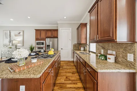 $449,000 | 6021 Hamman Street, Houston, TX 77007
