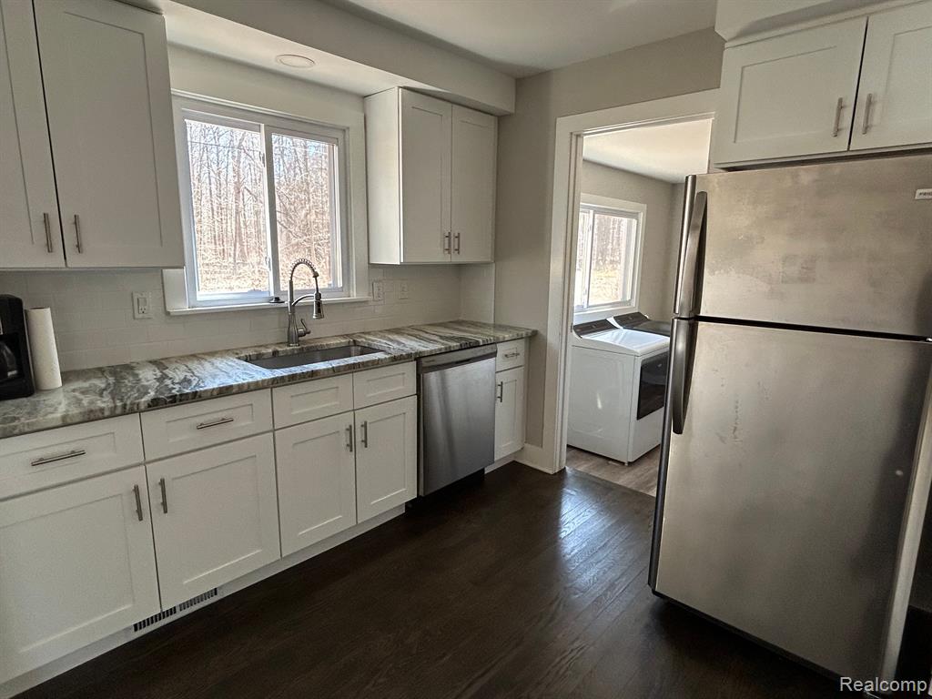 50110 Cedargrove Road Utica, MI 48317 - Photo 8 of 24