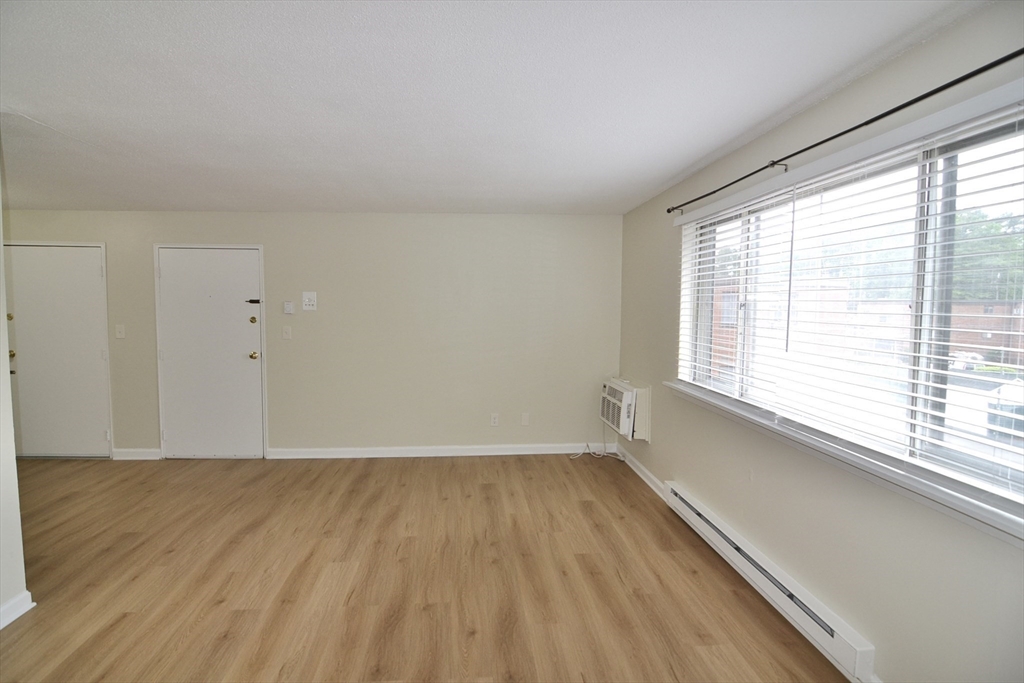 77 Nicholas Road, Unit I Framingham, MA 01701 - Photo 11 of 25