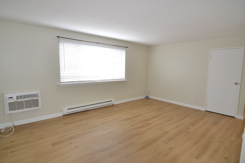 77 Nicholas Road, Unit I Framingham, MA 01701 - Photo 10 of 25