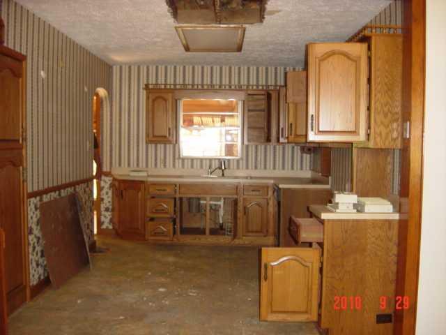 155 West Thompson Road Indianapolis, IN 46217 - Photo 4 of 10 Gallery Image 4