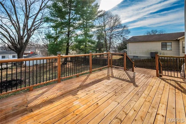 $325,000 | 1044 Holly River Drive, Florissant, MO 63031