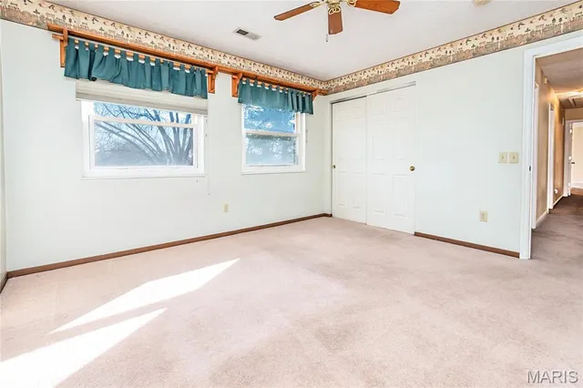 $325,000 | 1044 Holly River Drive, Florissant, MO 63031