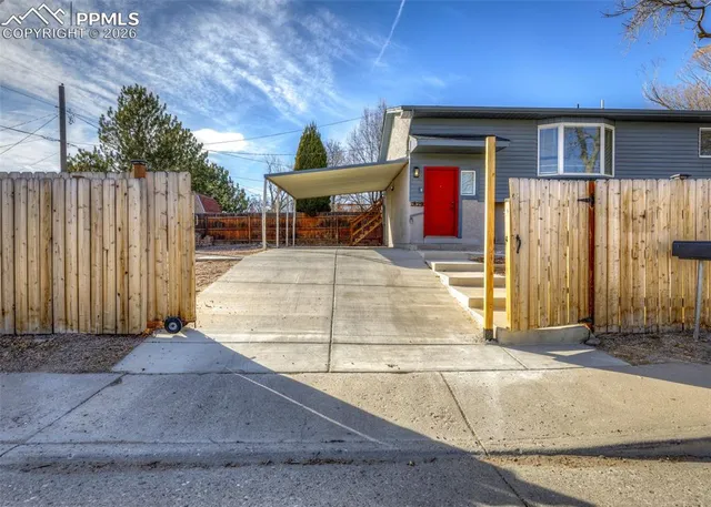 $305,000 | 1829 North Queens Avenue, Pueblo, CO 81001