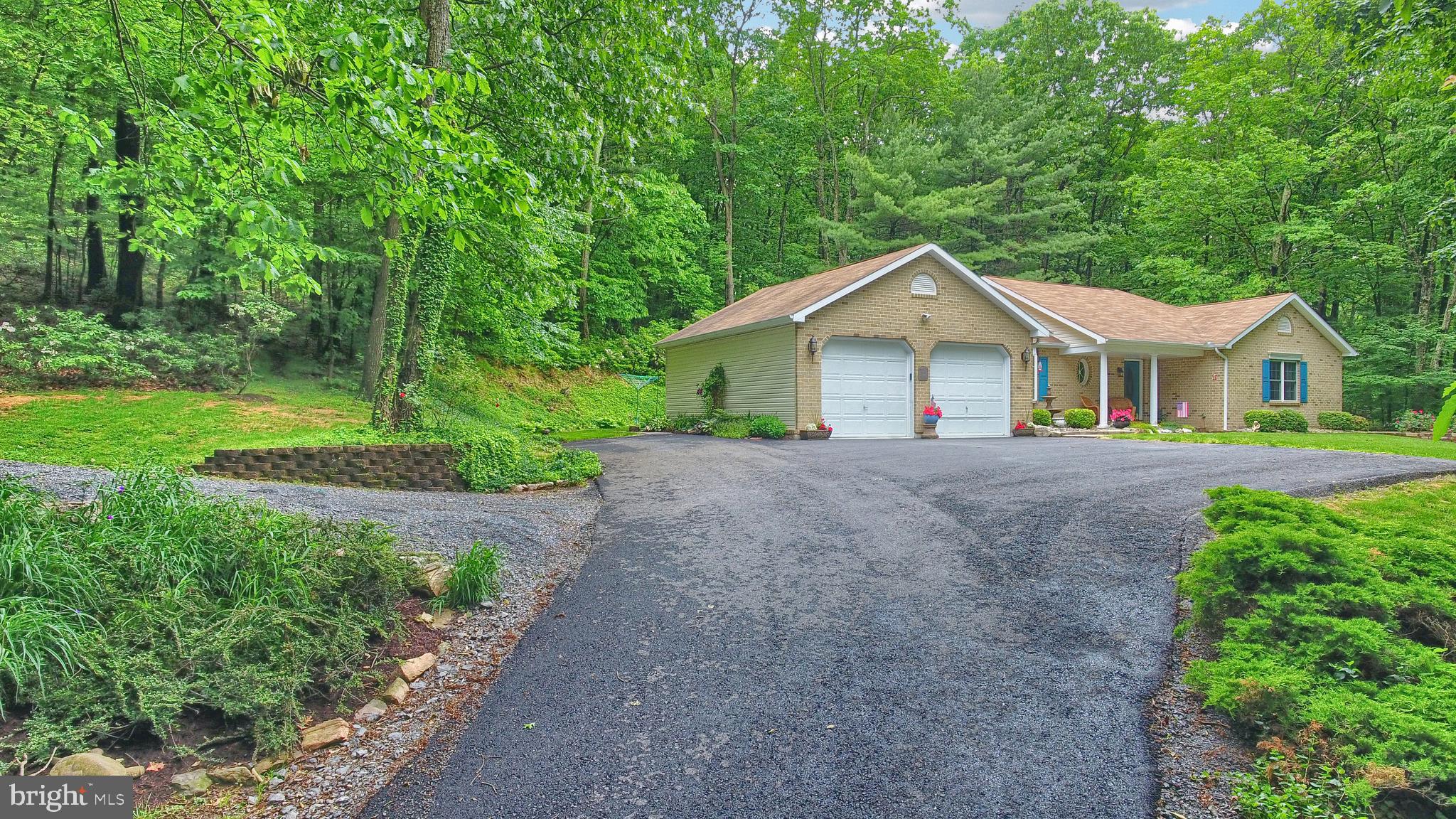175 Turtle Ridge Road Shermans Dale, PA 17090 - Photo 4 of 57 Gallery Image 4