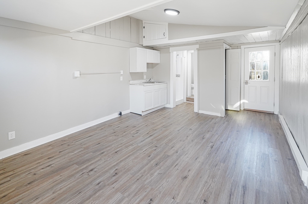 62-64 Willow Road Ayer, MA 01432 - Photo 9 of 40