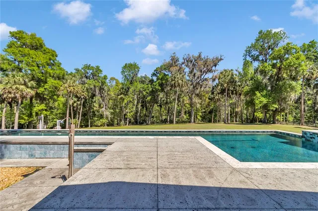 $4,000,000 | 7000 Northwest Highway 320, Micanopy, FL 32667
