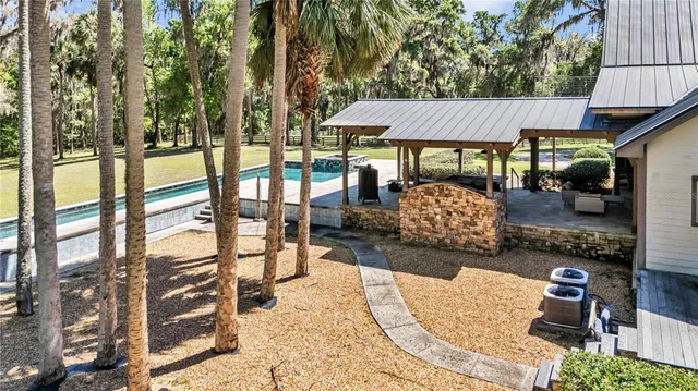 $4,000,000 | 7000 Northwest Highway 320, Micanopy, FL 32667