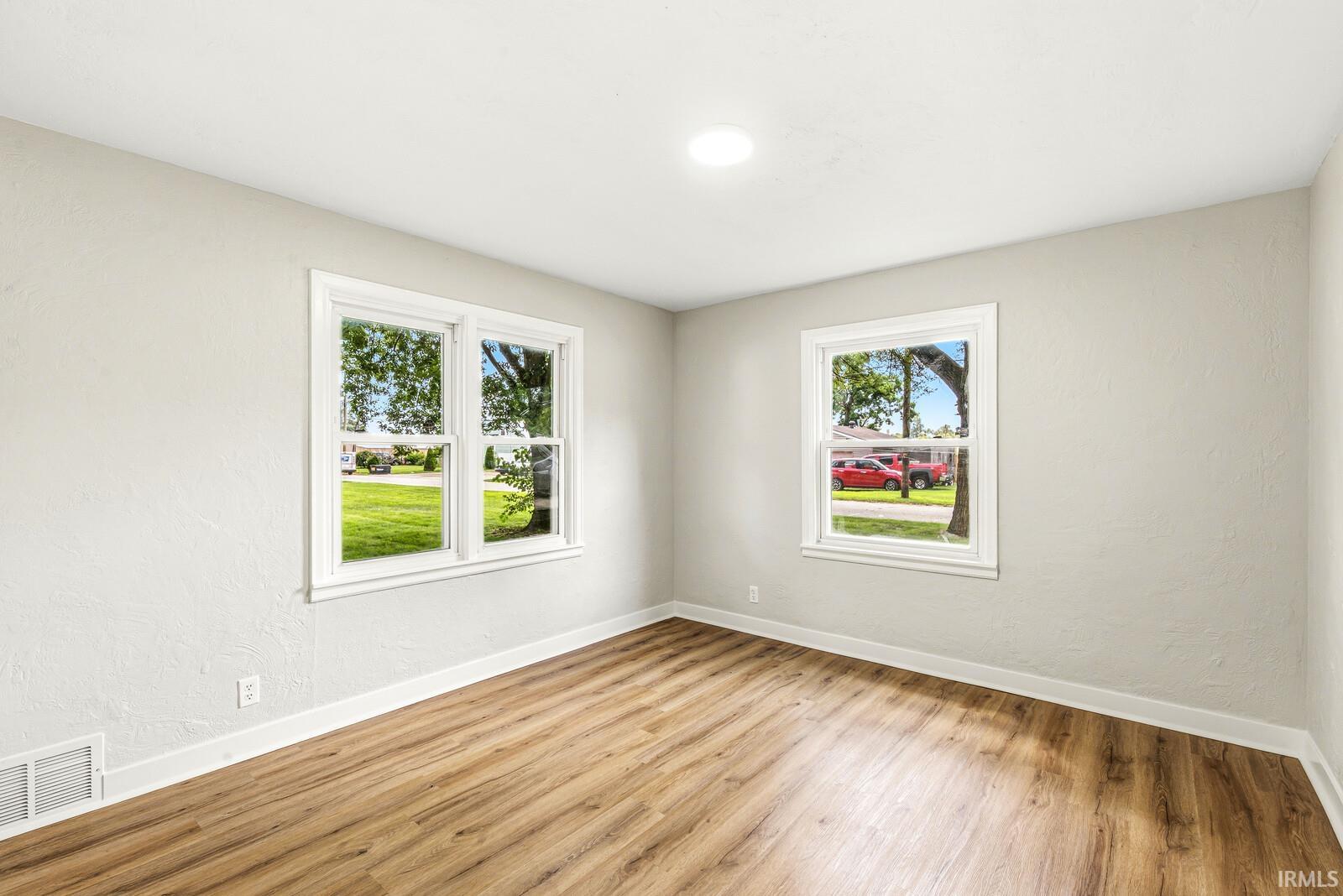 30113 Tower Road Elkhart, IN 46516 - Photo 16 of 33 Gallery Image 16